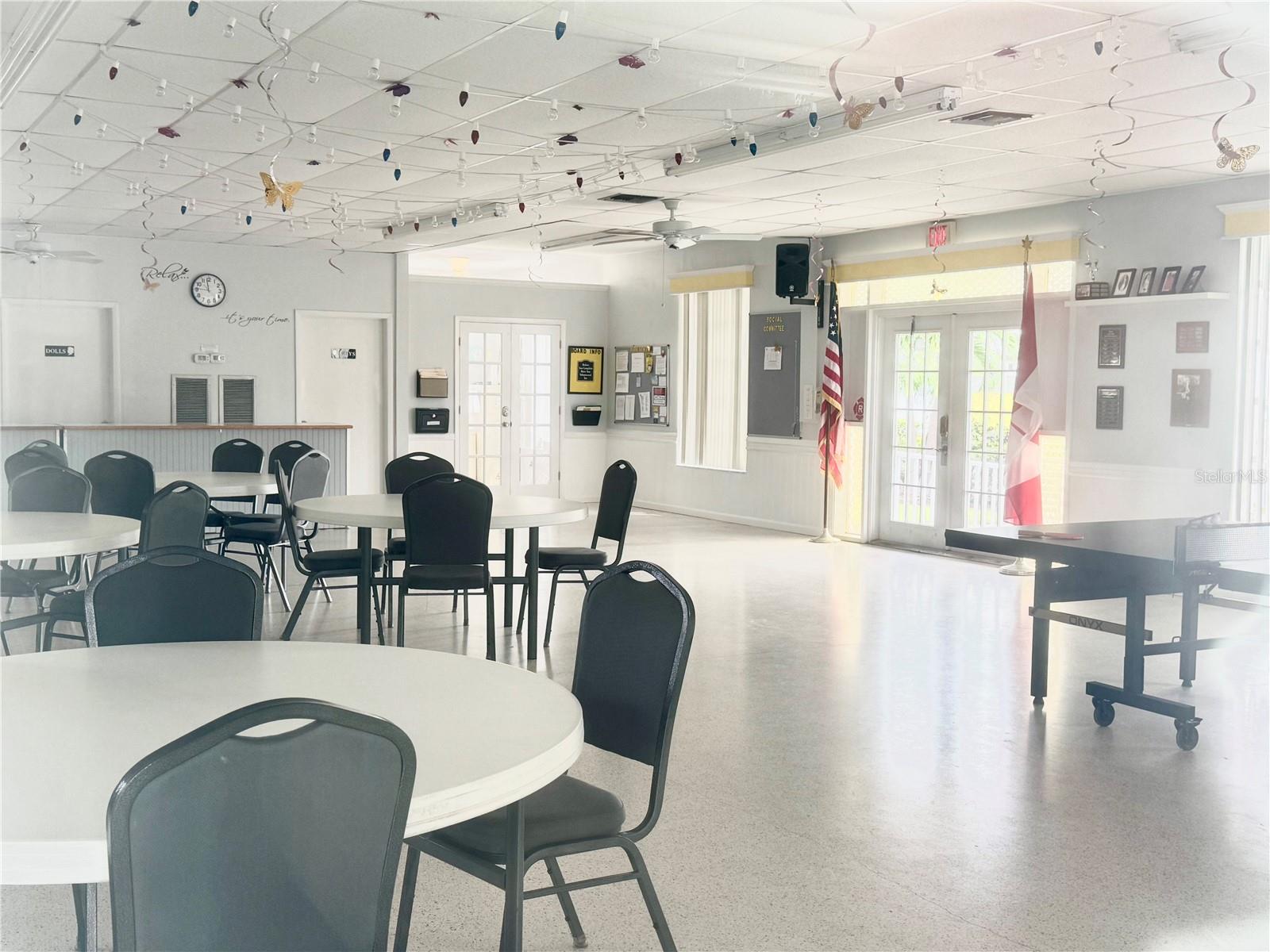 Image 29 of 34 For 130 Patricia Avenue 63