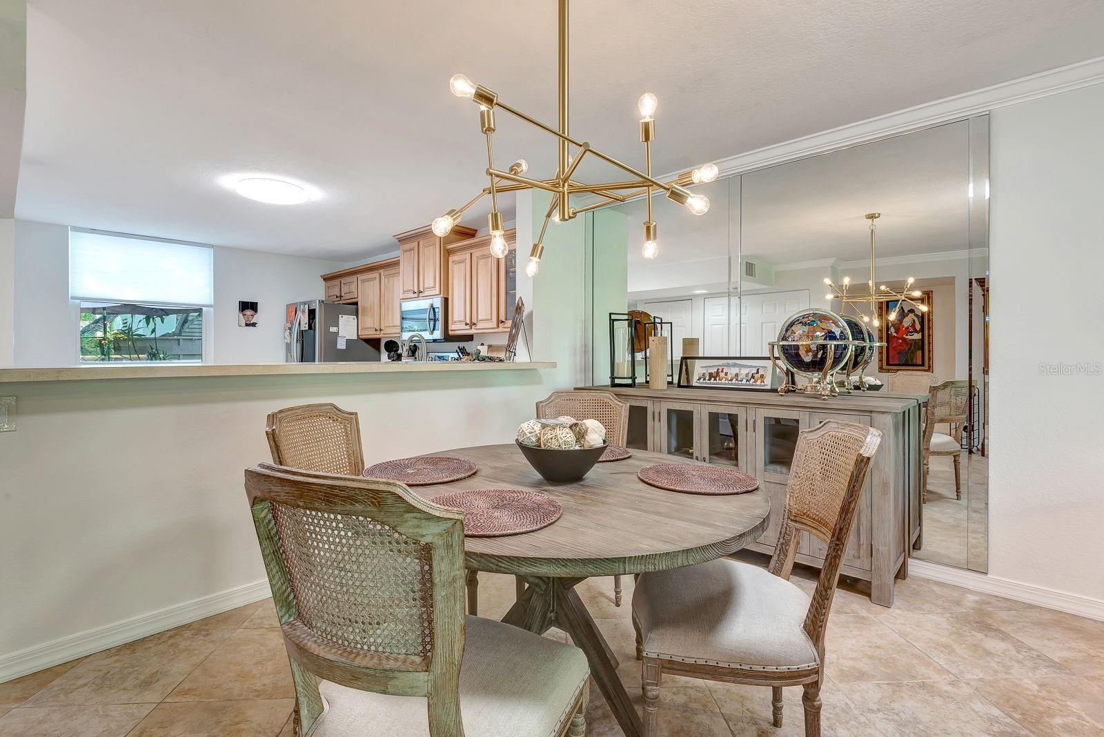 Image 10 of 47 For 122 Pinehurst Drive 122