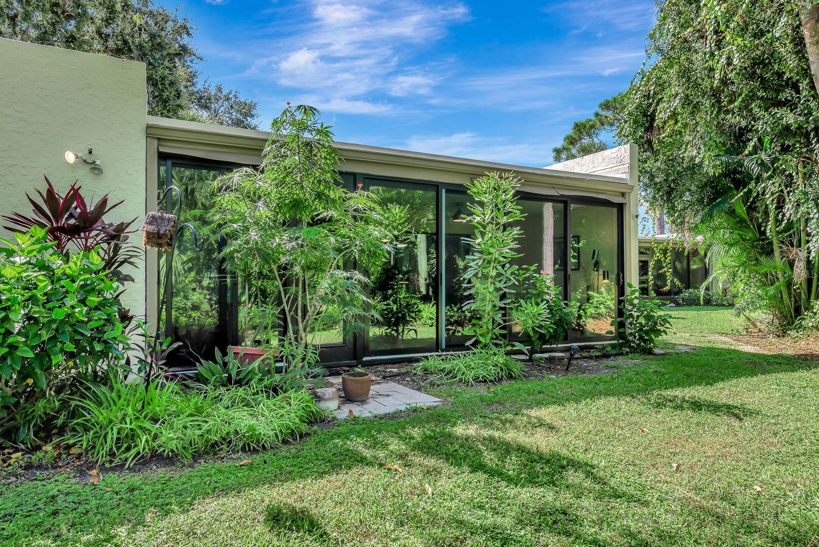 Image 34 of 47 For 122 Pinehurst Drive 122