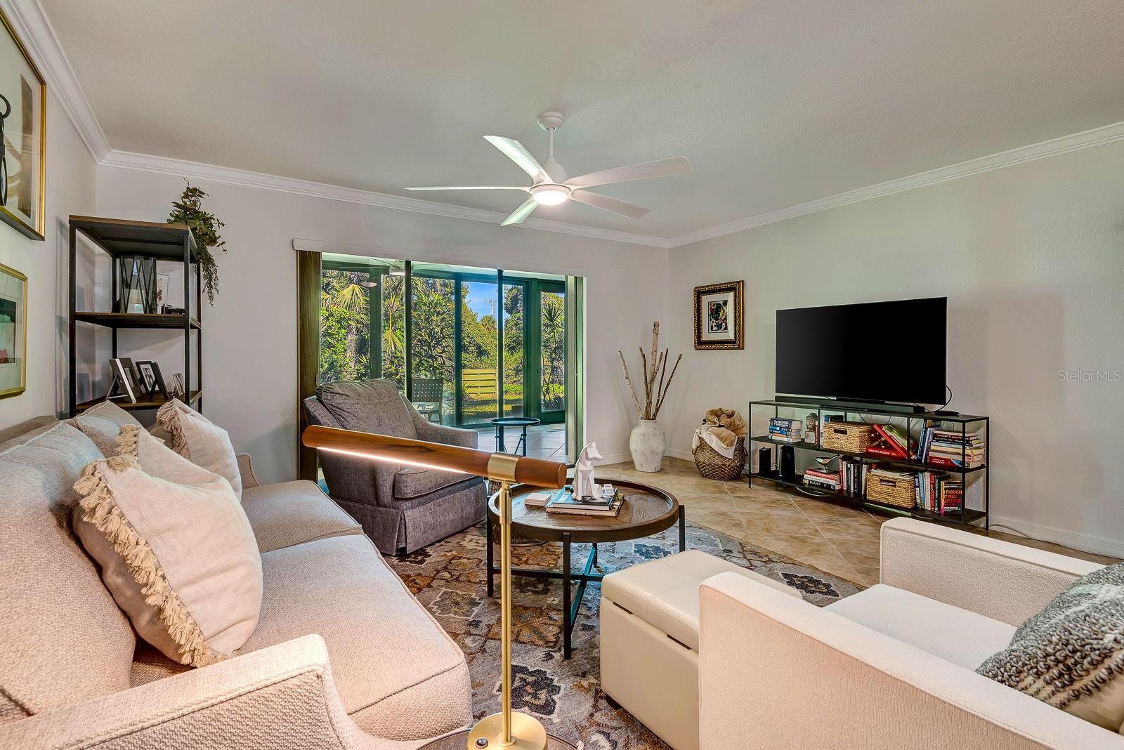 Image 8 of 47 For 122 Pinehurst Drive 122