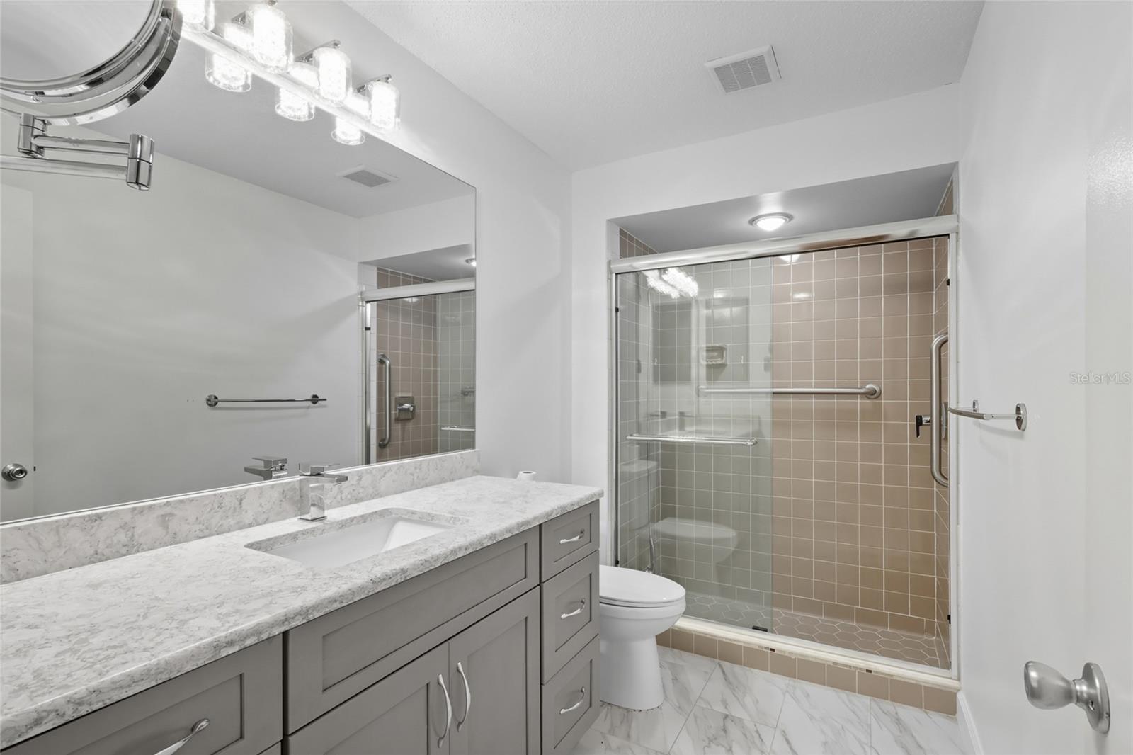 Image 11 of 37 For 3880 El Poinier Court 8702