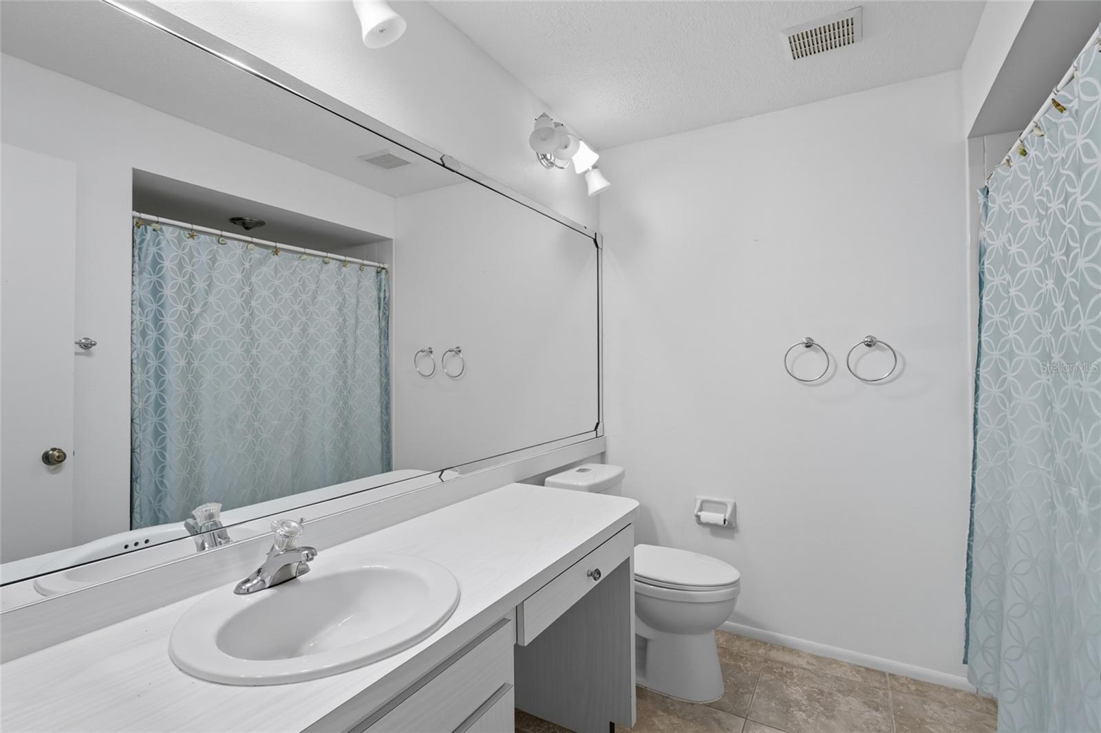 Image 12 of 37 For 3880 El Poinier Court 8702
