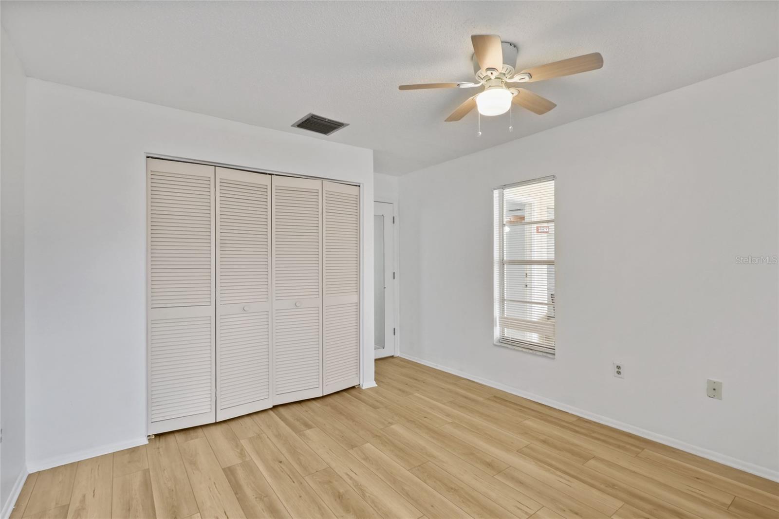 Image 14 of 37 For 3880 El Poinier Court 8702