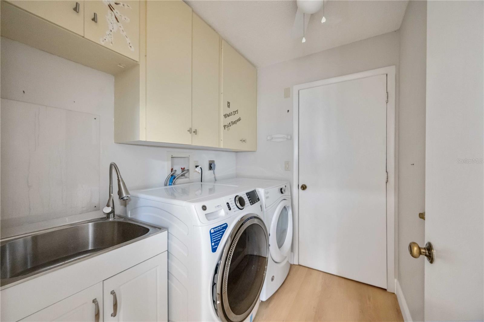 Image 48 of 72 For 3880 El Poinier Court 8702