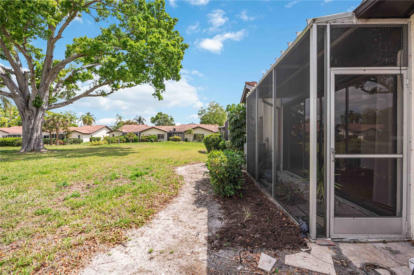 Image 51 of 72 For 3880 El Poinier Court 8702