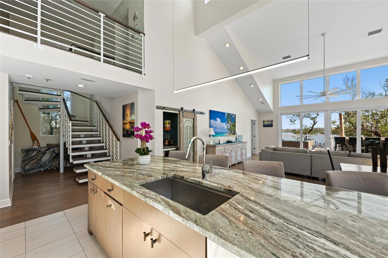 Image 14 of 87 For 140 Casey Key Road