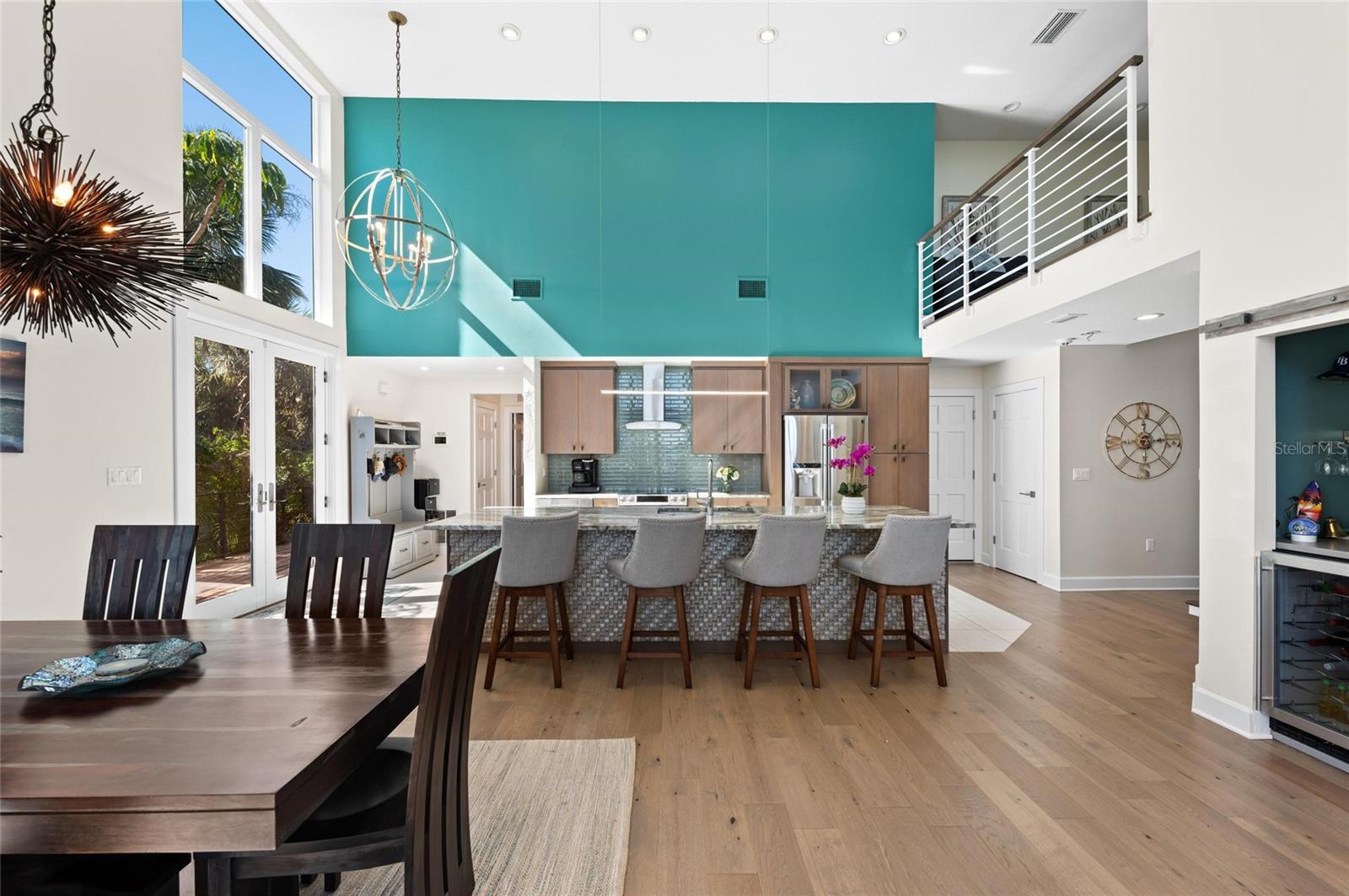 Image 21 of 87 For 140 Casey Key Road