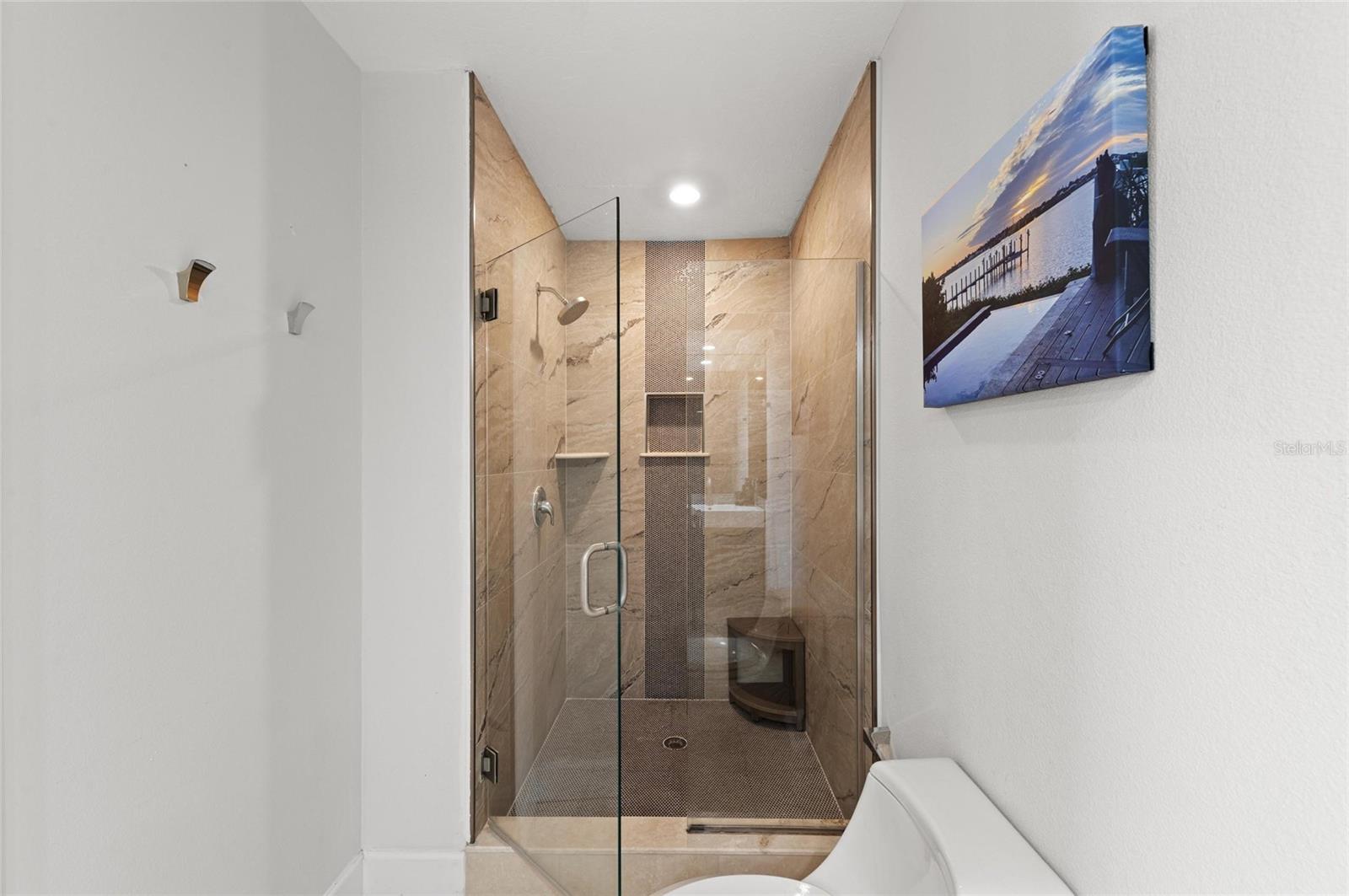 Image 28 of 87 For 140 Casey Key Road