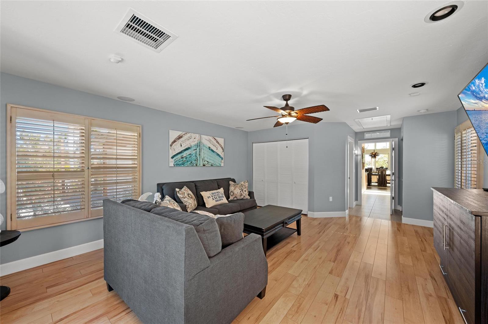 Image 40 of 87 For 140 Casey Key Road