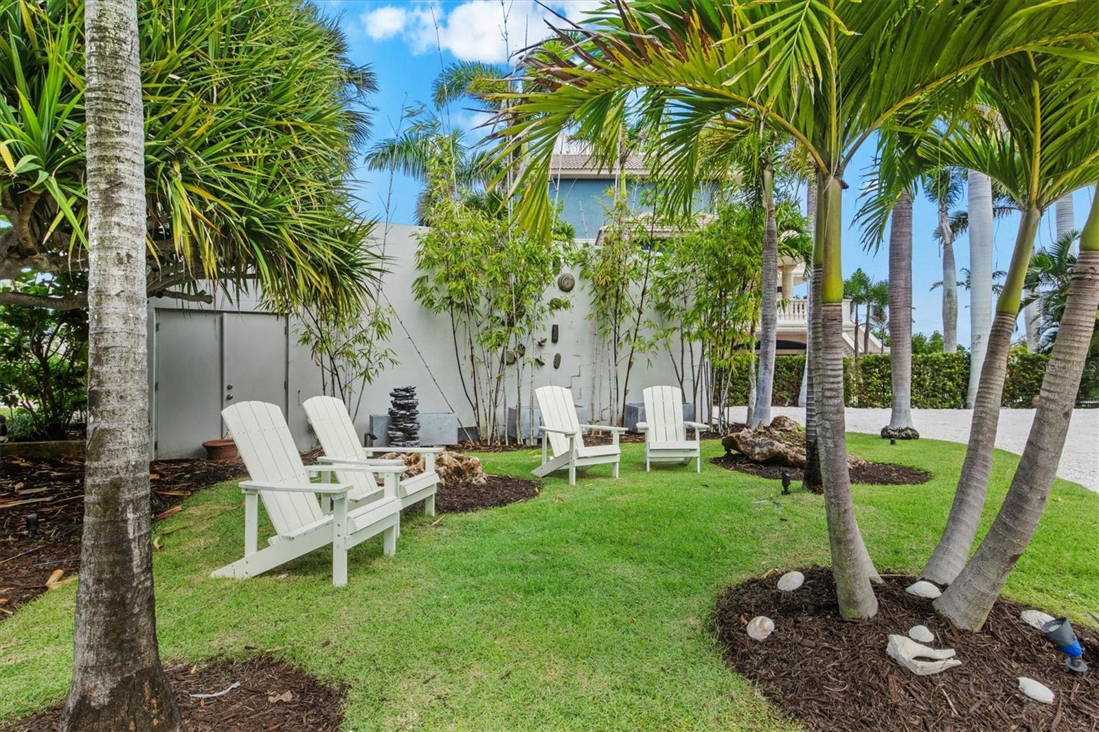 Image 47 of 87 For 140 Casey Key Road