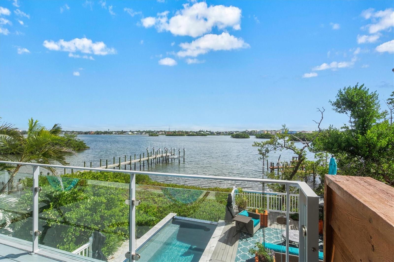 Image 57 of 87 For 140 Casey Key Road