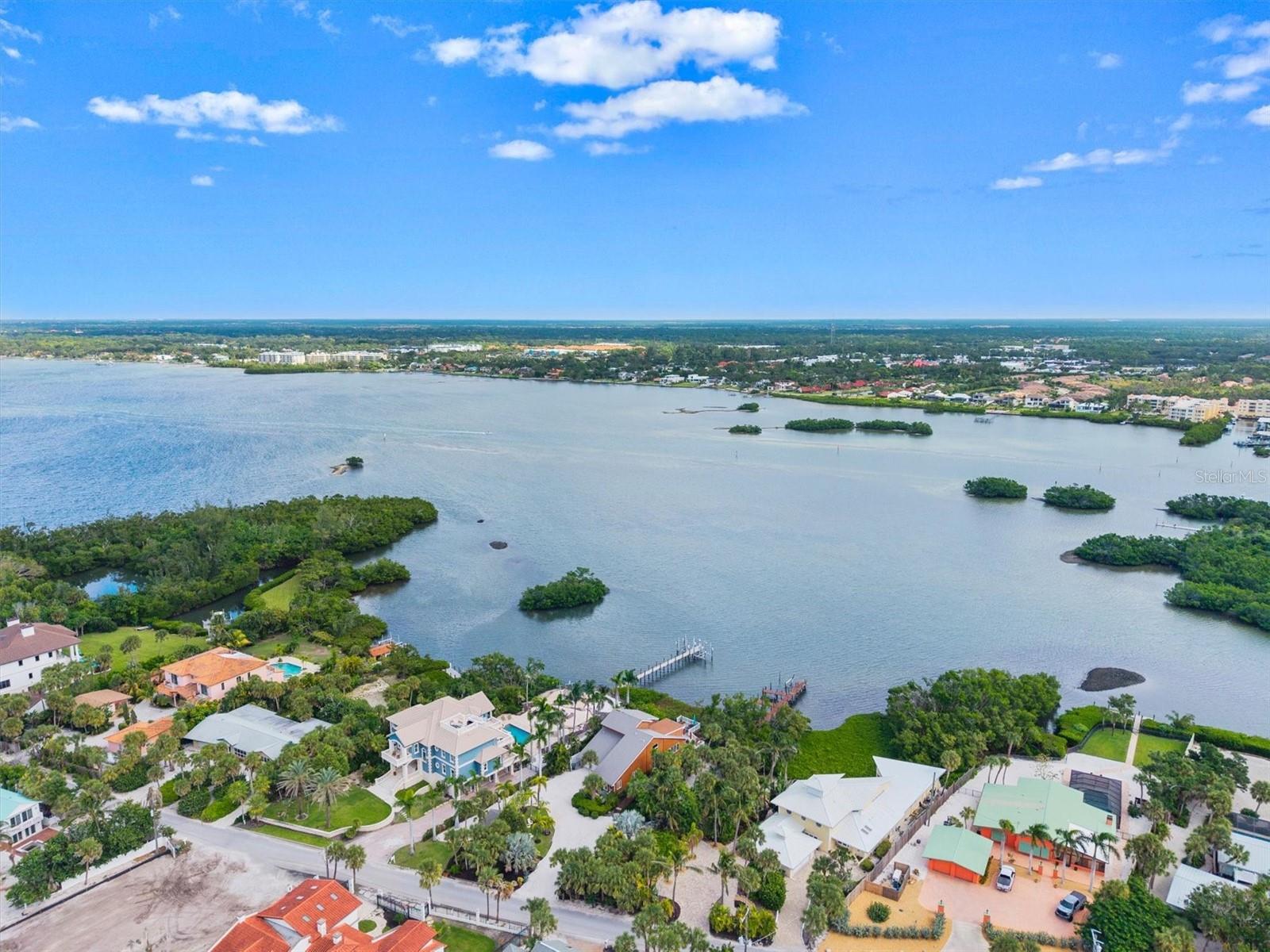 Image 71 of 87 For 140 Casey Key Road