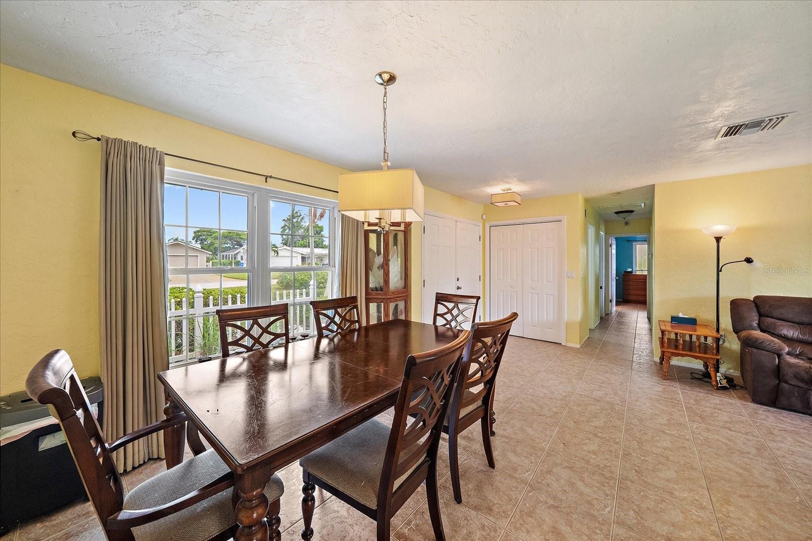 Image 18 of 26 For 7403 14th Avenue W