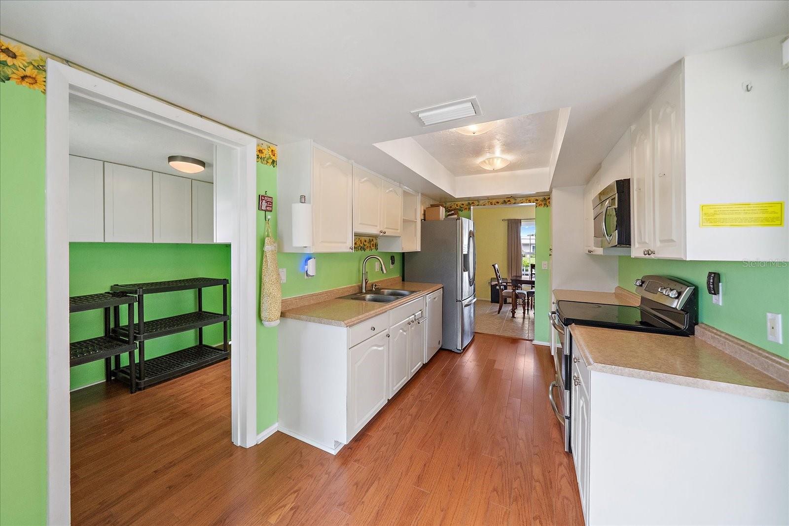 Image 5 of 26 For 7403 14th Avenue W