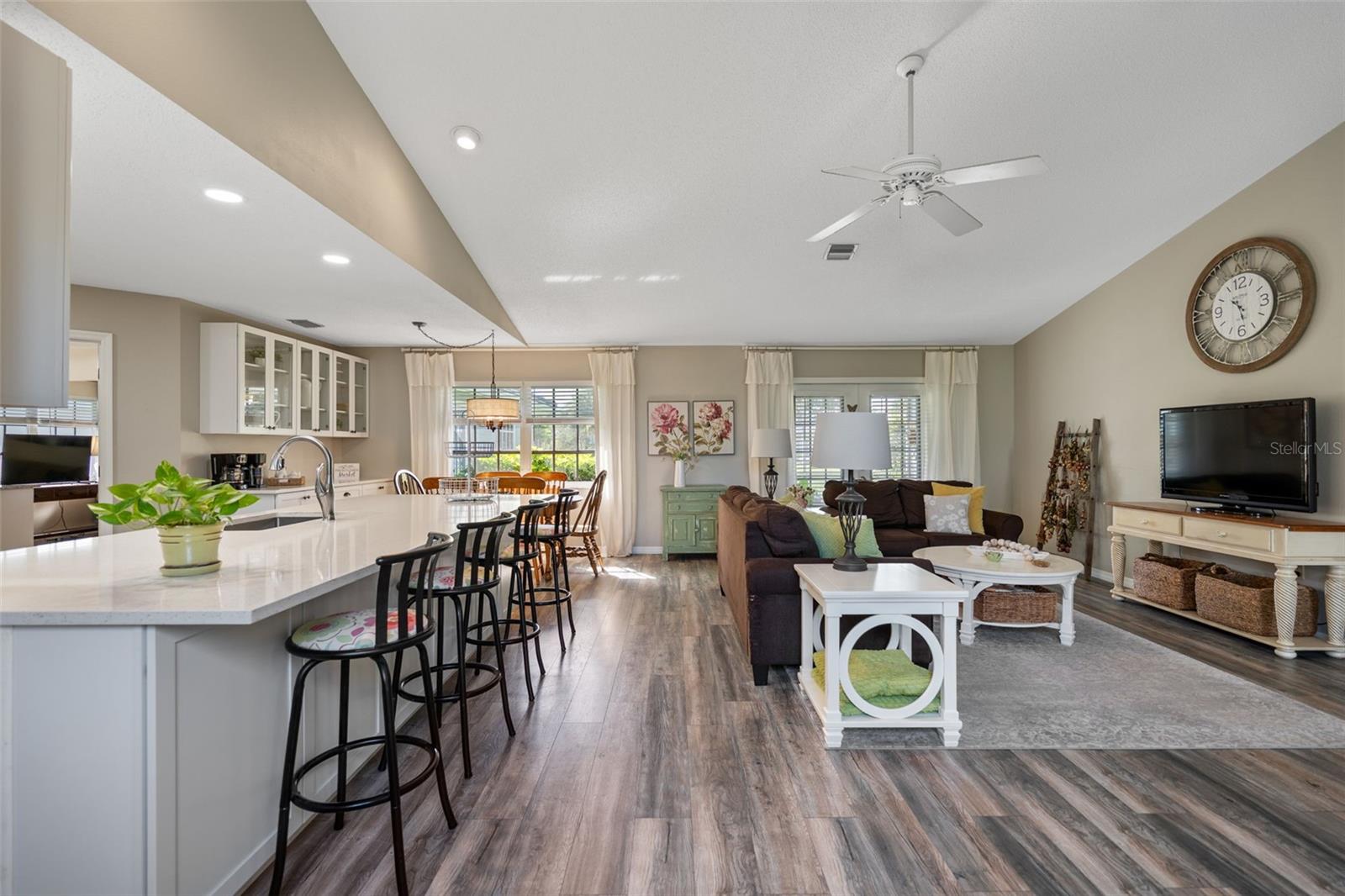 Image 7 of 41 For 1830 Killdeer Court