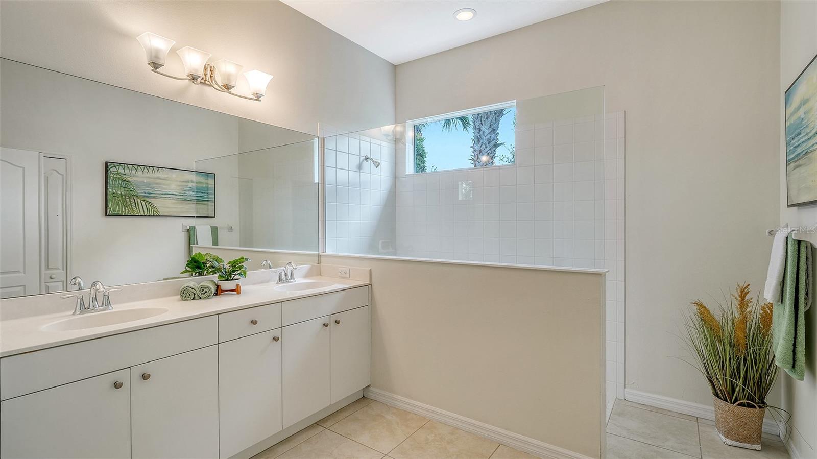 Image 25 of 67 For 4738 Claremont Park Drive
