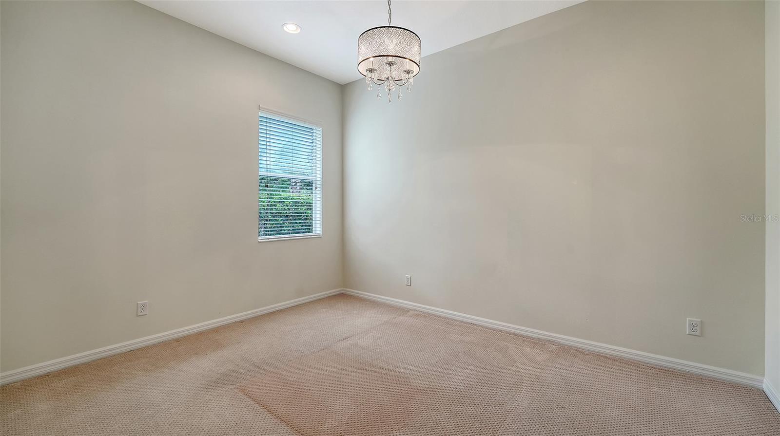 Image 27 of 67 For 4738 Claremont Park Drive