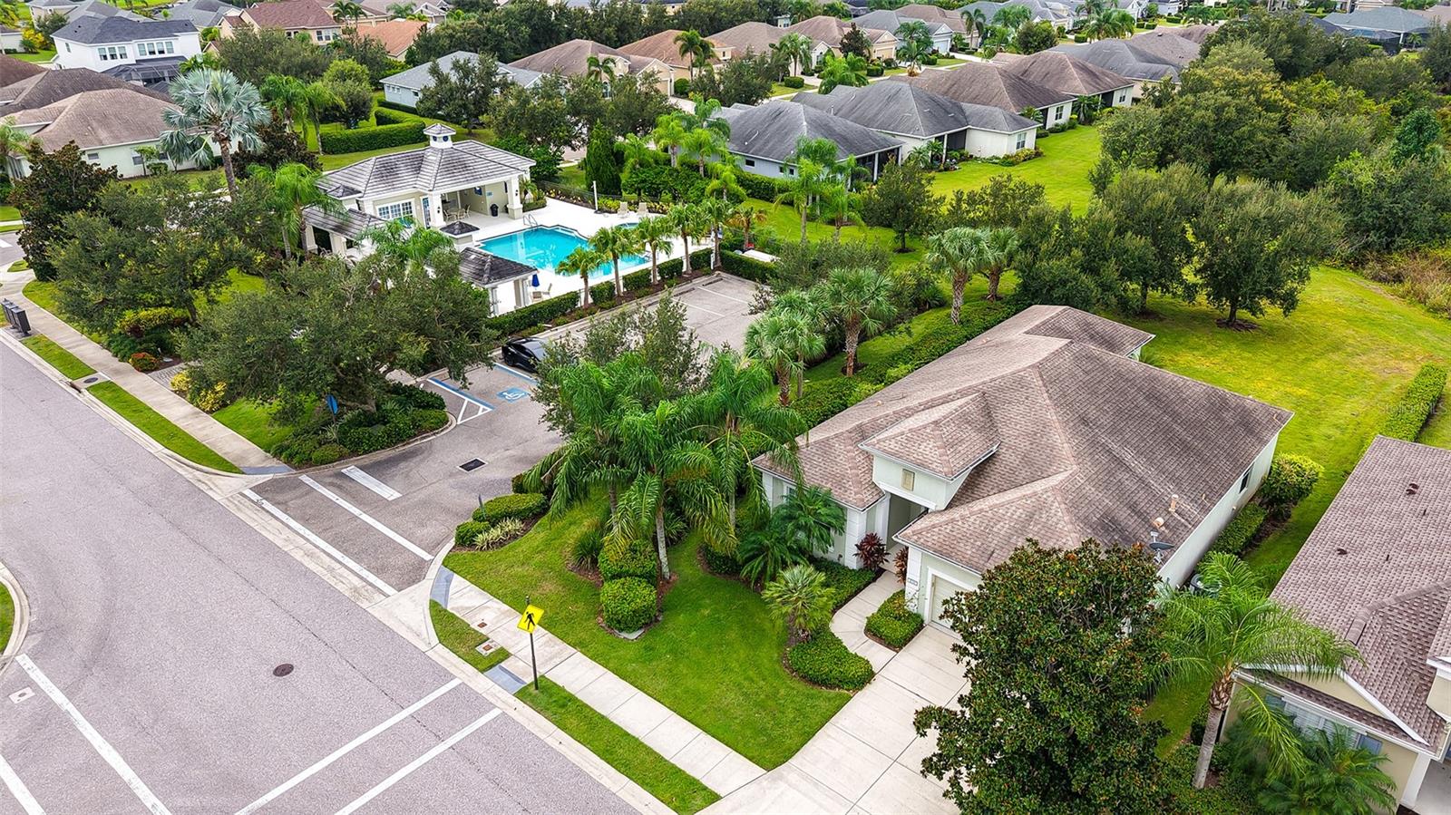 Image 3 of 67 For 4738 Claremont Park Drive