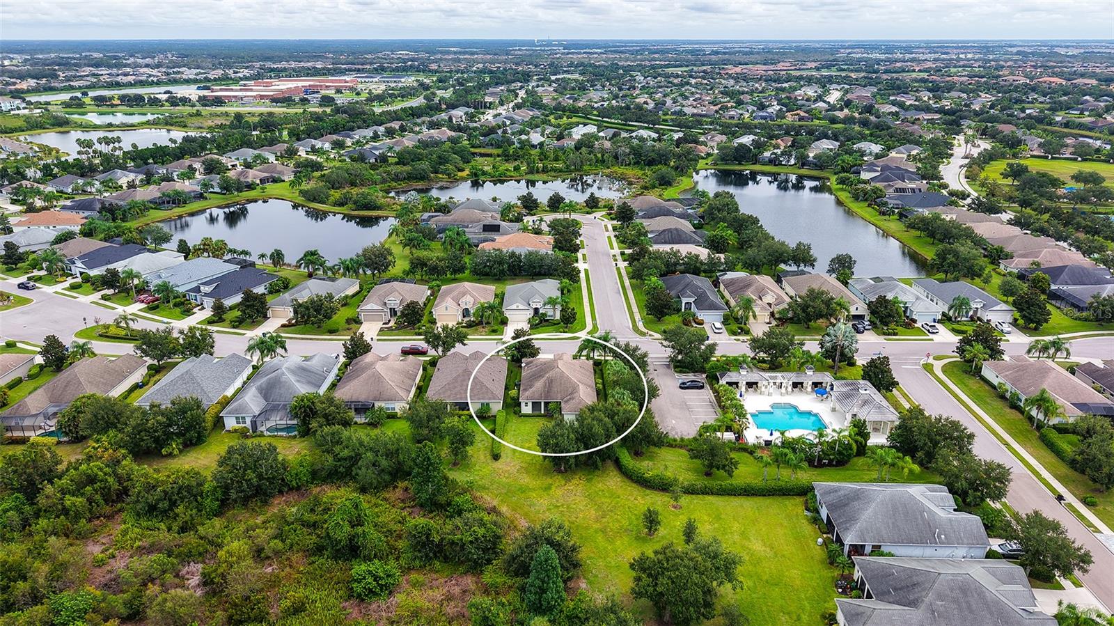 Image 38 of 67 For 4738 Claremont Park Drive