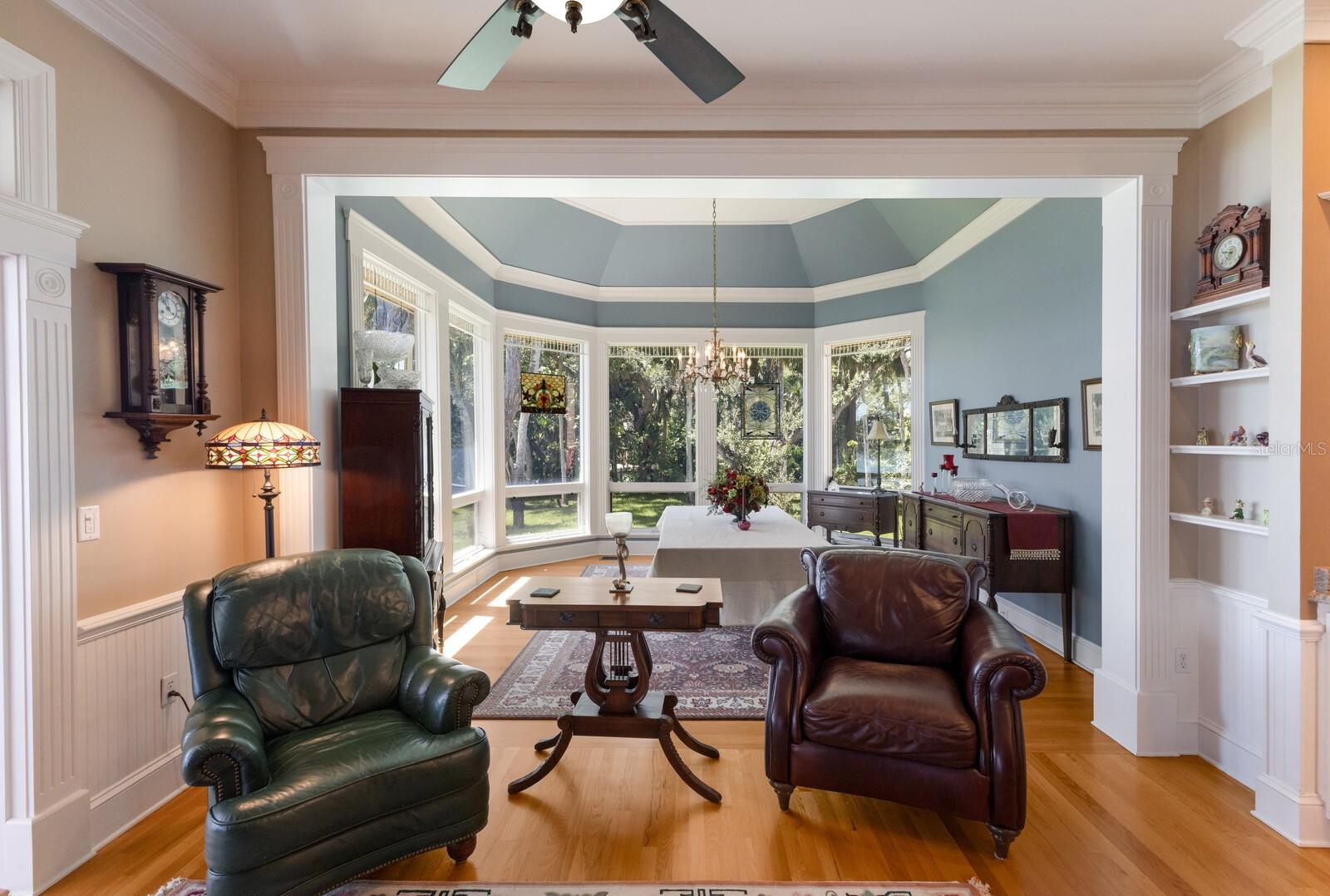 Image 13 of 65 For 702 32nd Avenue W