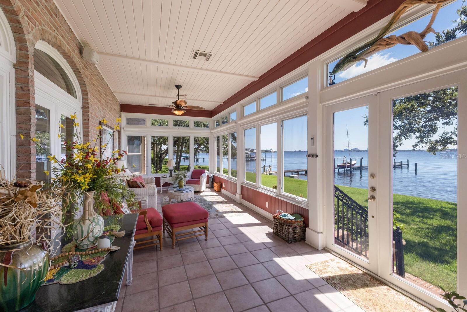 Image 33 of 65 For 702 32nd Avenue W