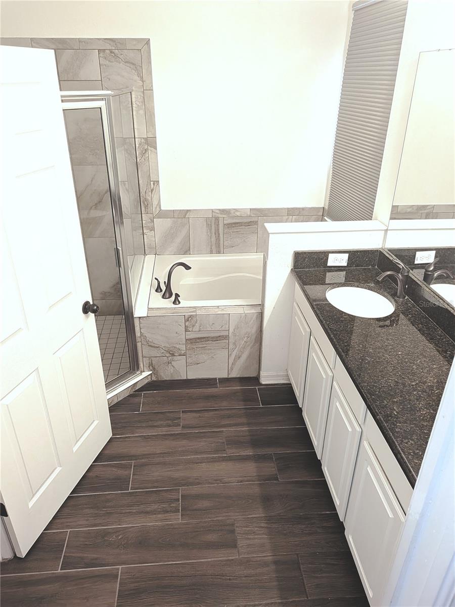 Image 15 of 34 For 515 Blue Cypress Drive