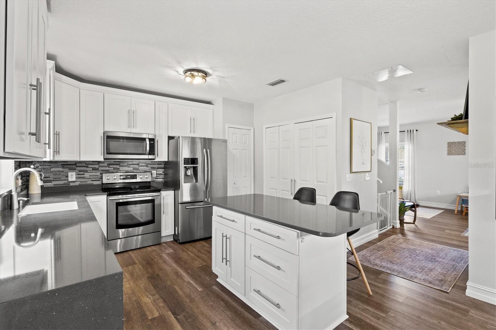 Image 18 of 55 For 14921 Amberjack Terrace