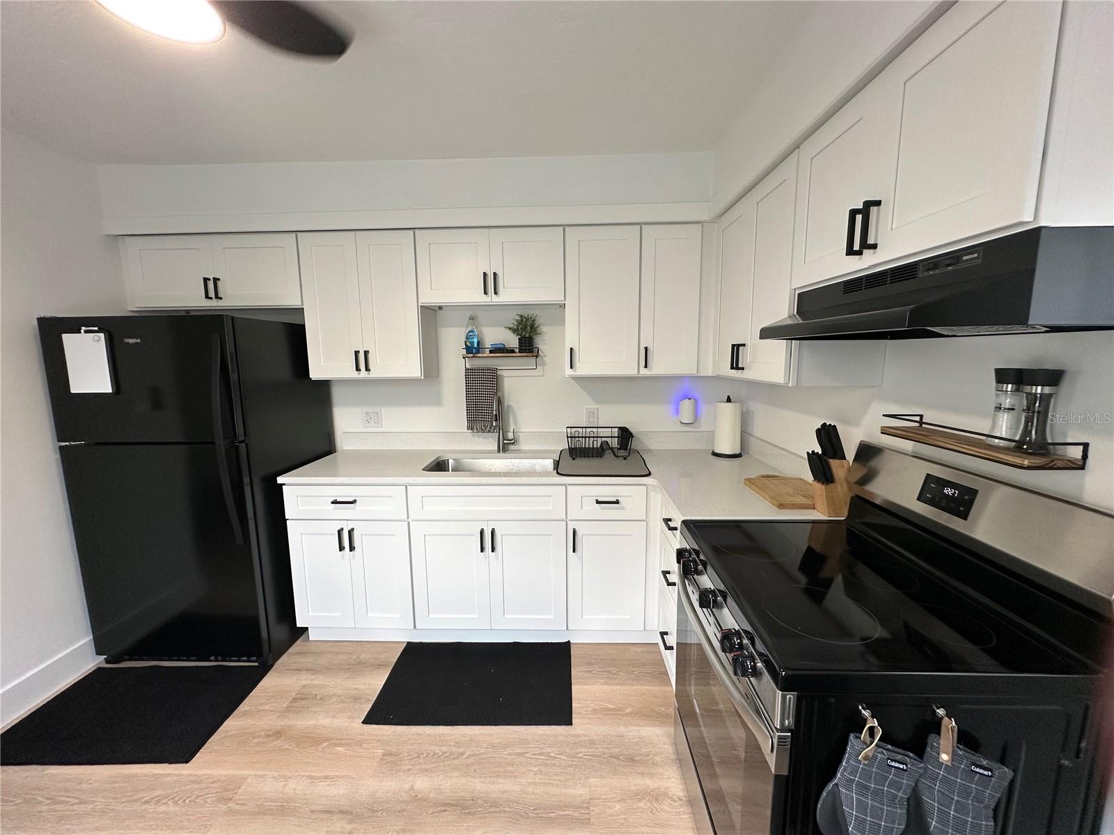 Image 4 of 19 For 7914 43rd Avenue W