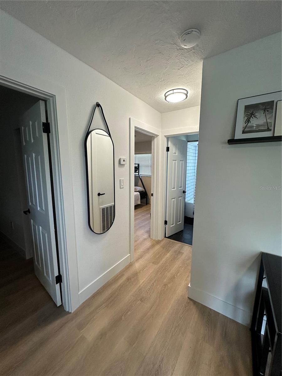 Image 7 of 19 For 7914 43rd Avenue W