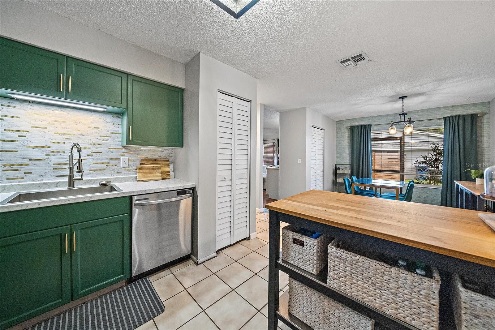 Image 13 of 27 For 4004 8th Street Court E