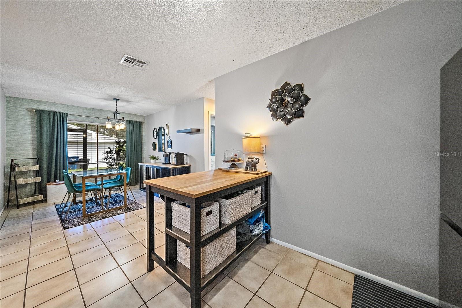Image 14 of 27 For 4004 8th Street Court E