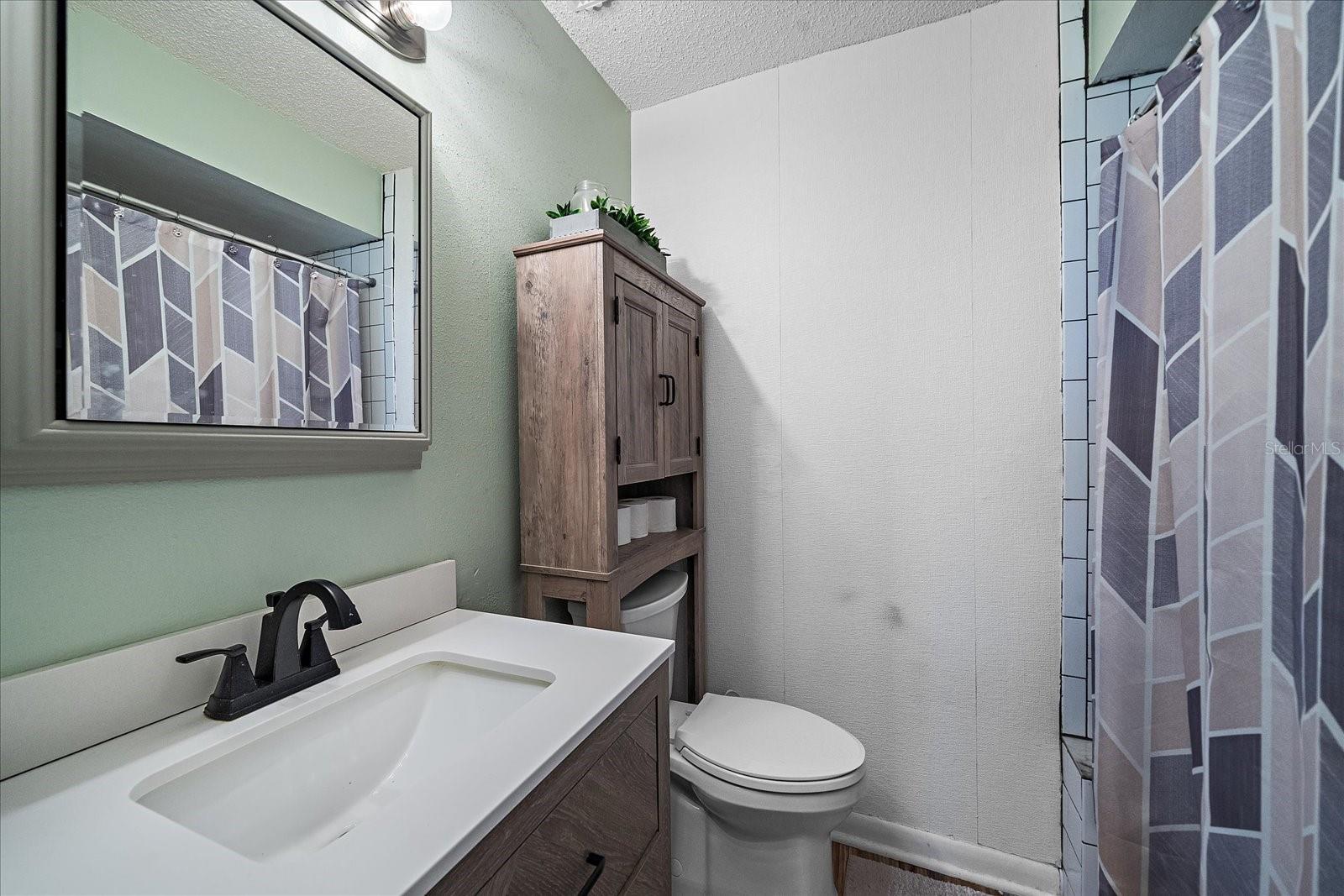 Image 5 of 27 For 4004 8th Street Court E