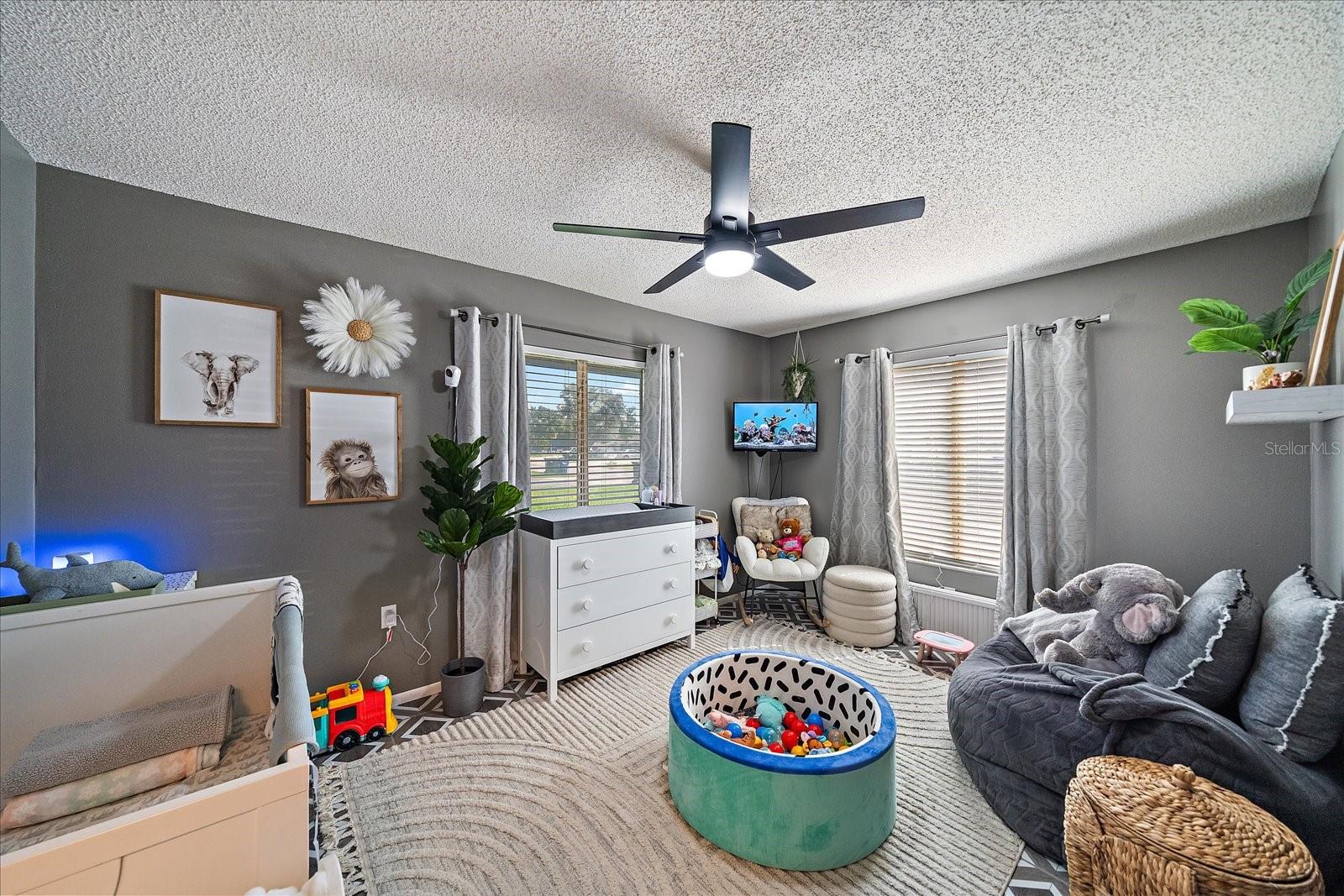 Image 6 of 27 For 4004 8th Street Court E