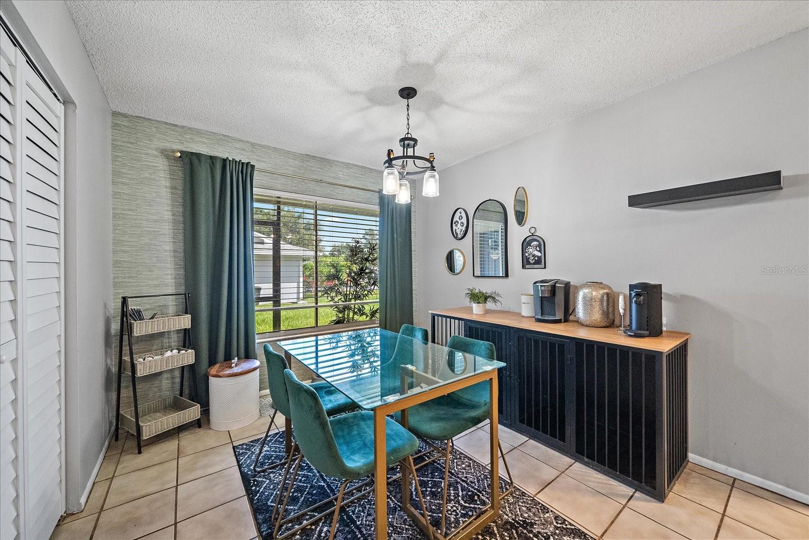 Image 9 of 27 For 4004 8th Street Court E