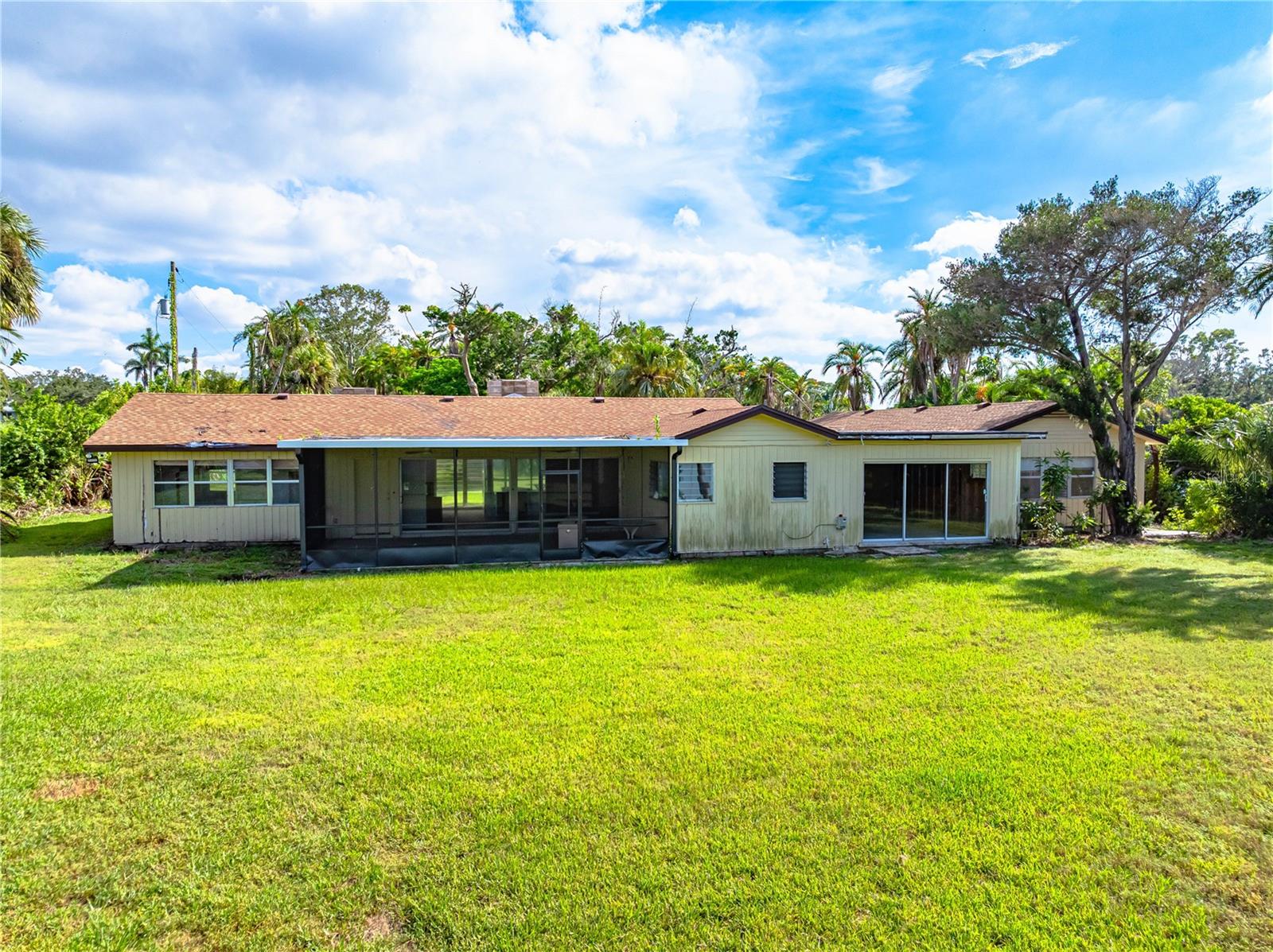 Image 17 of 28 For 3620 Riverview Boulevard