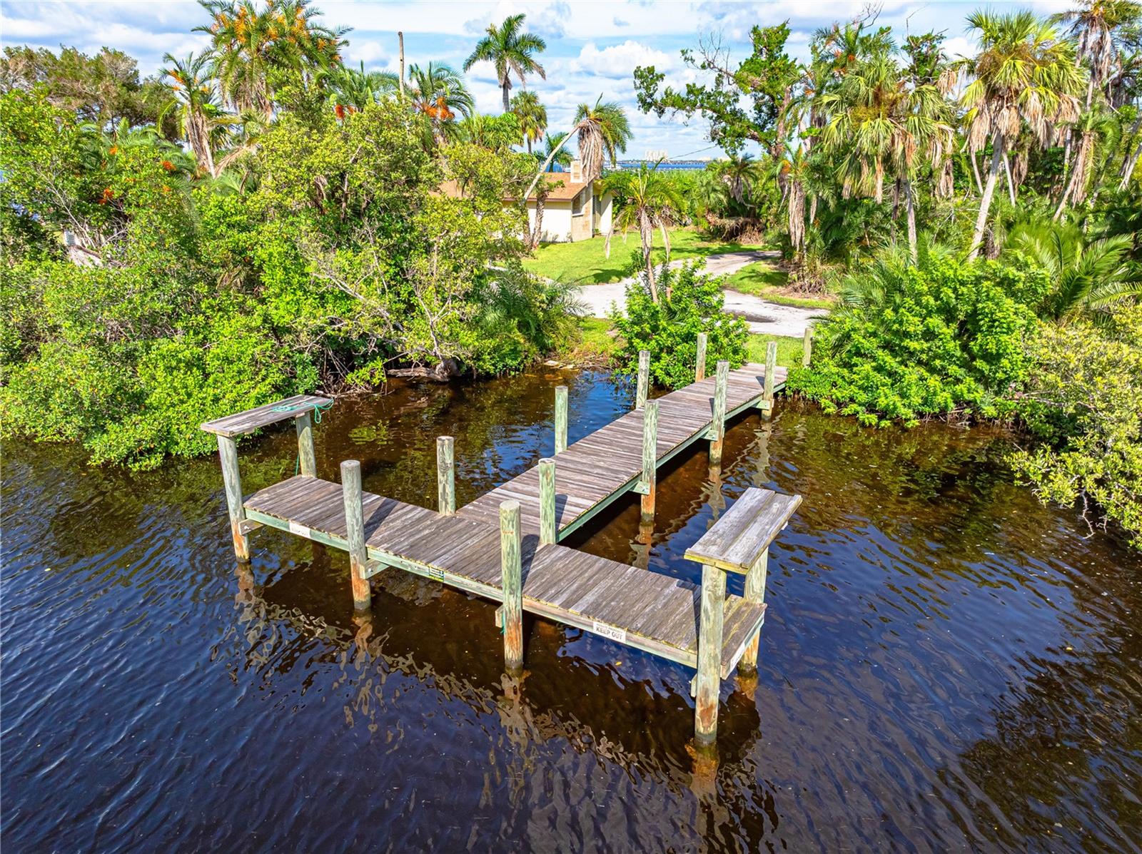 Image 18 of 28 For 3620 Riverview Boulevard