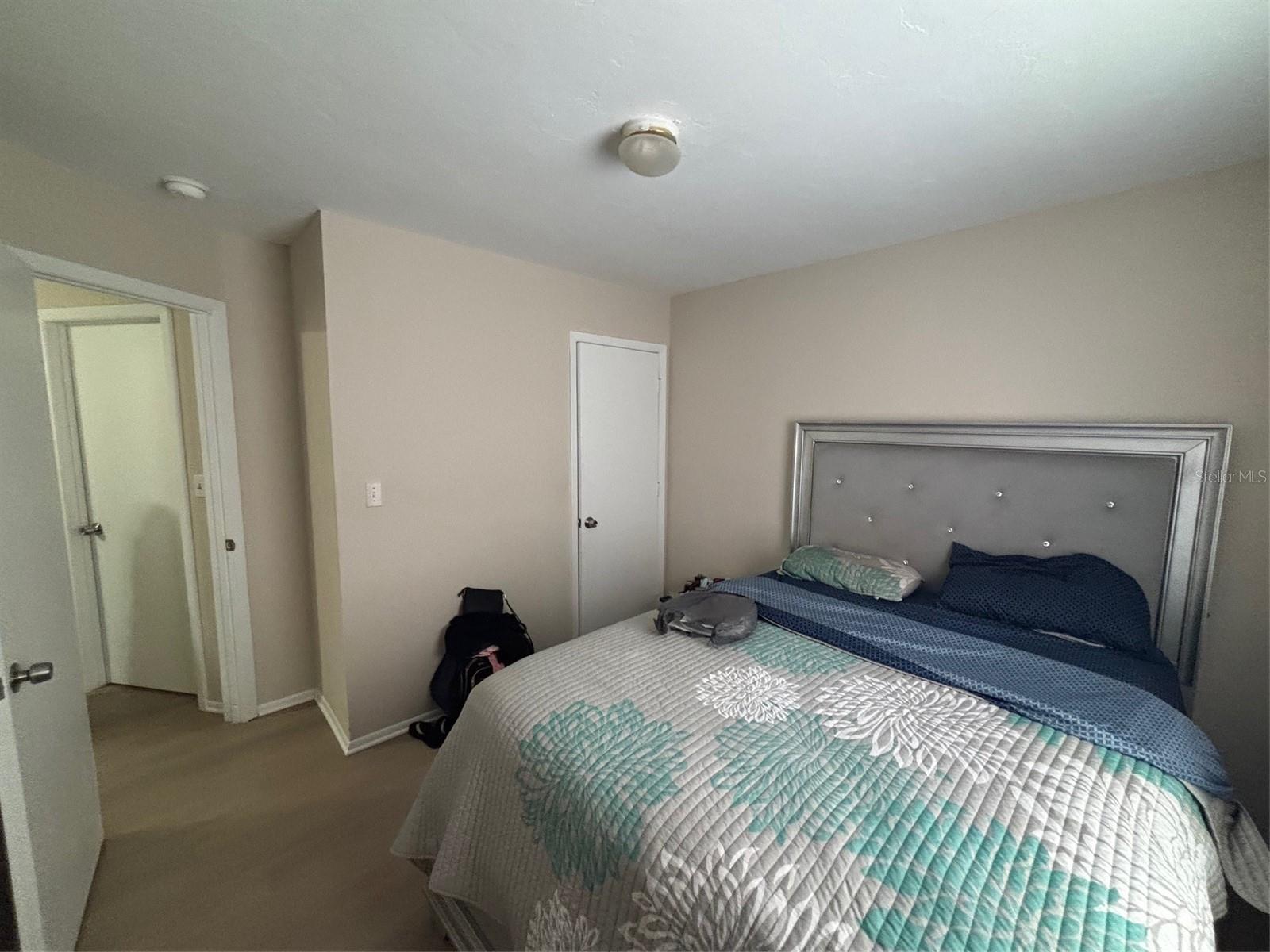 Image 15 of 29 For 2381 Leon Avenue