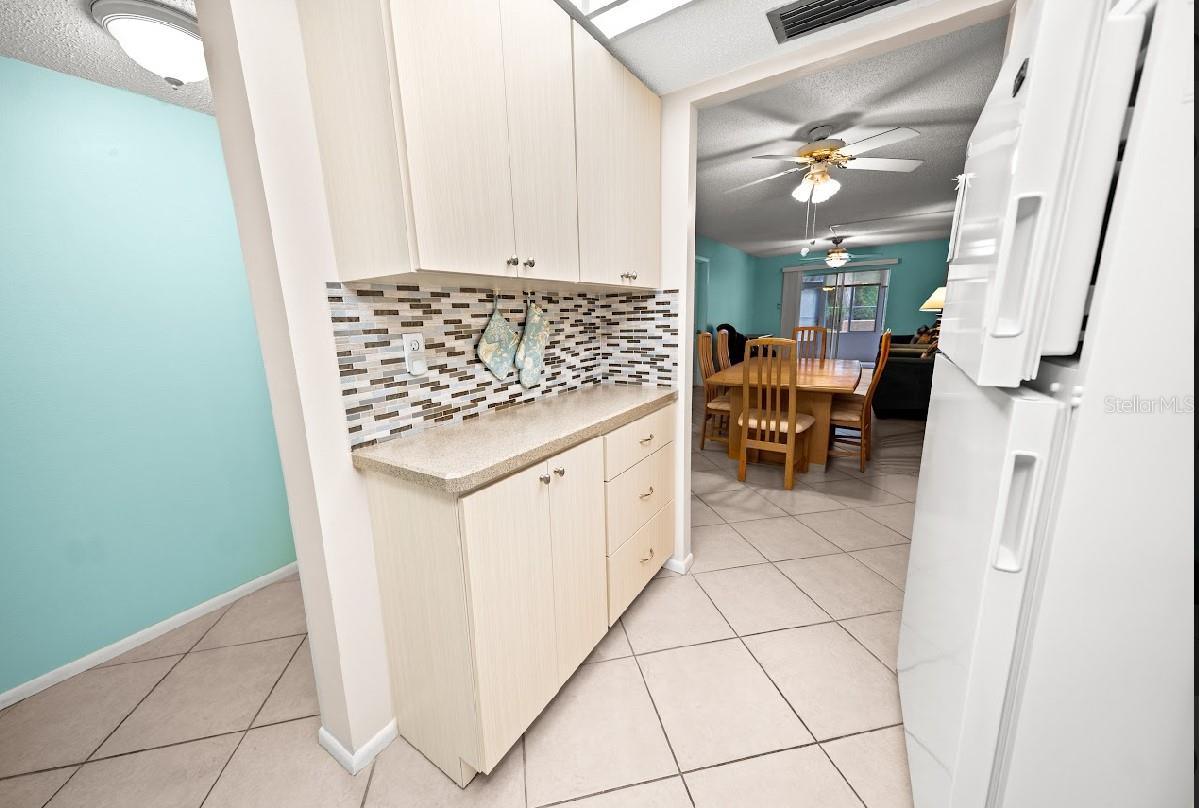 Image 14 of 32 For 3532 Lake Bayshore Drive K117