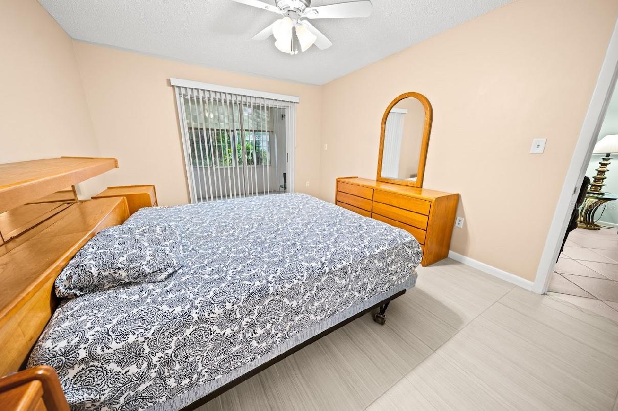 Image 29 of 32 For 3532 Lake Bayshore Drive K117