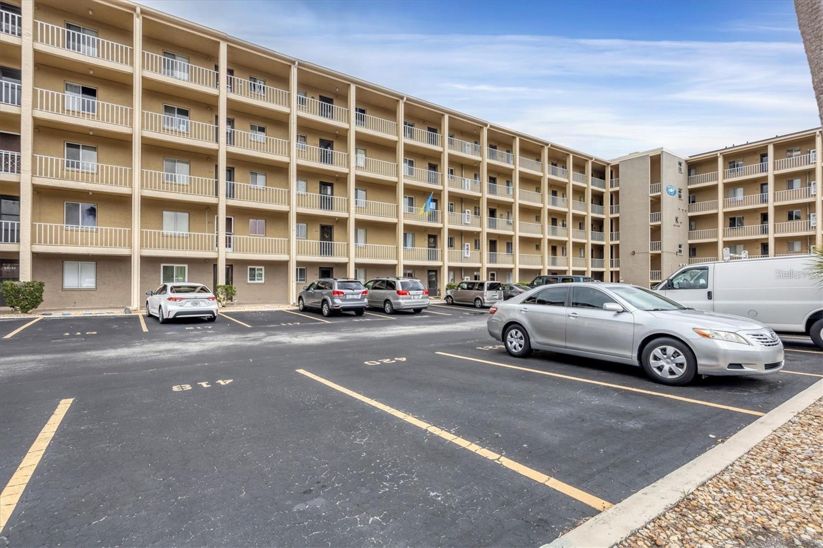 Image 9 of 32 For 3532 Lake Bayshore Drive K117