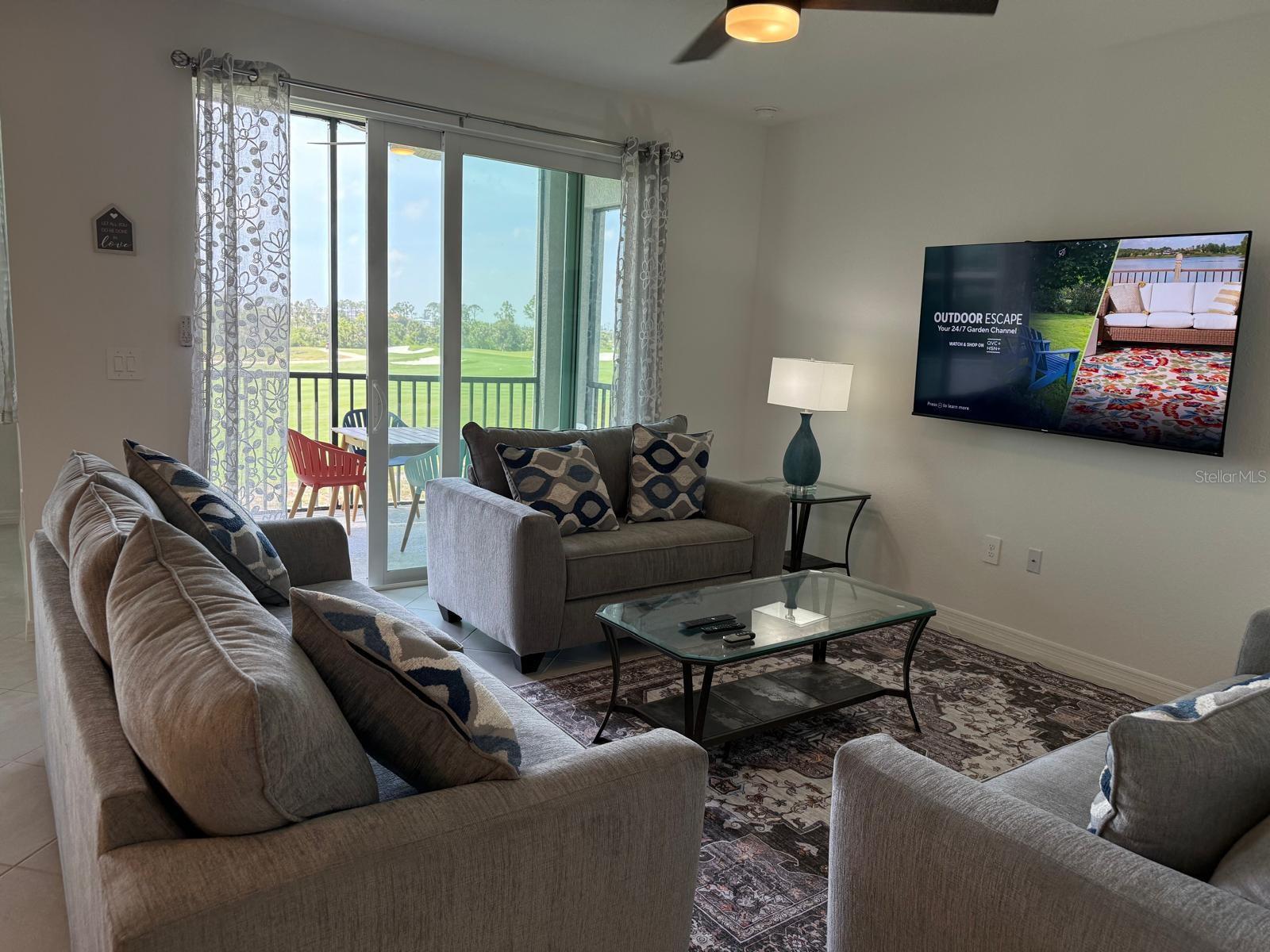 Image 8 of 15 For 17595 Opal Sand Drive  207