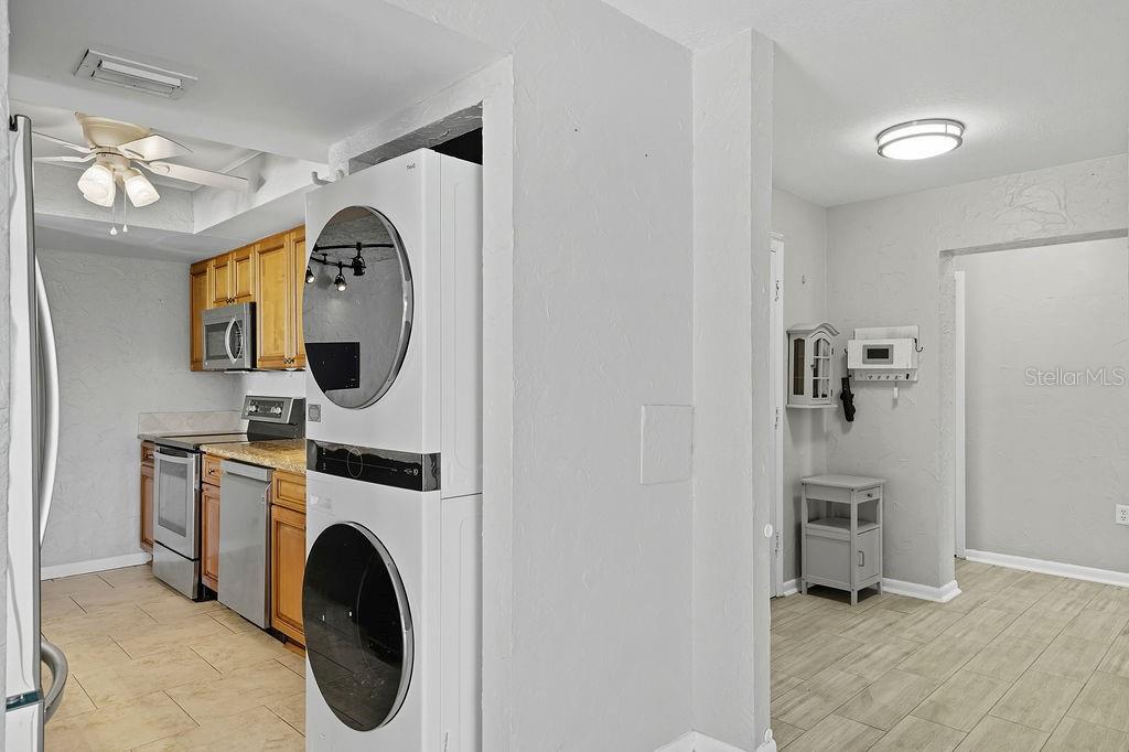 Image 11 of 71 For 1 Windrush Boulevard 98