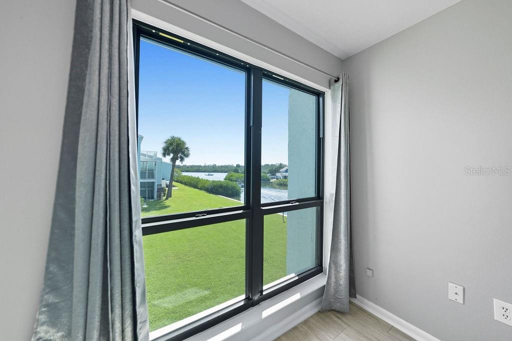 Image 33 of 71 For 1 Windrush Boulevard 98