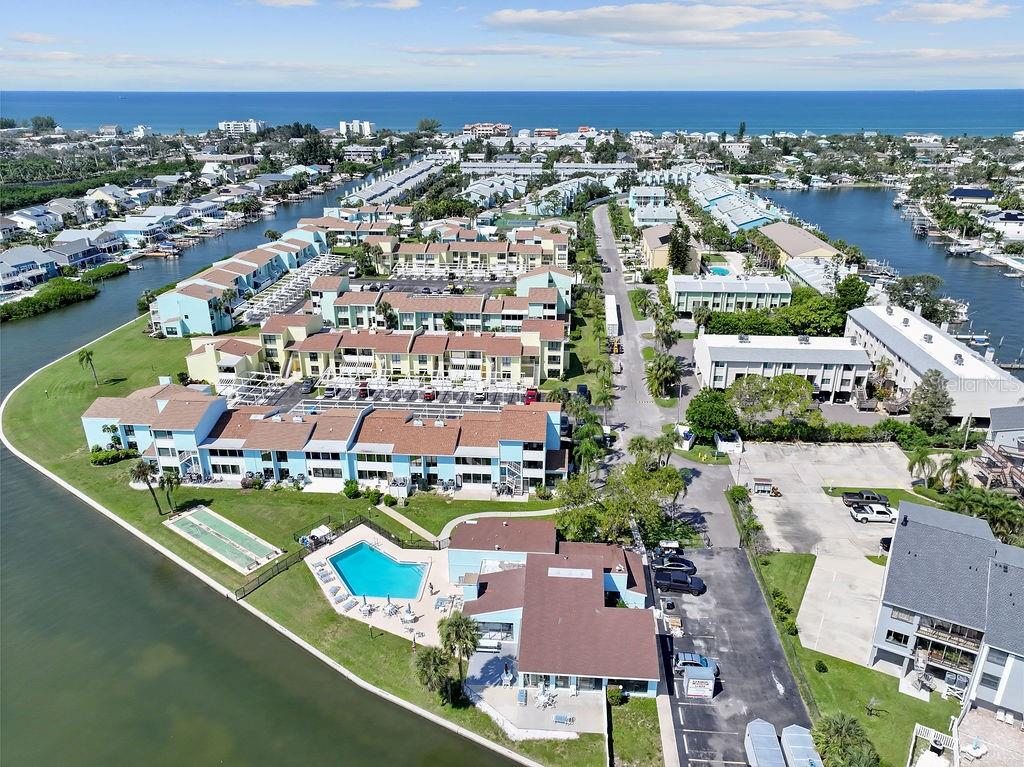 Image 65 of 71 For 1 Windrush Boulevard 98