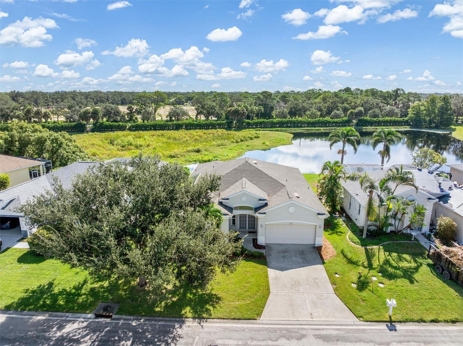 Image 4 of 50 For 6319 Sturbridge Court