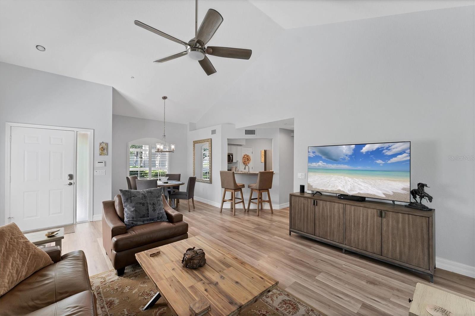 Image 10 of 60 For 7160 Cedar Hollow Circle Na