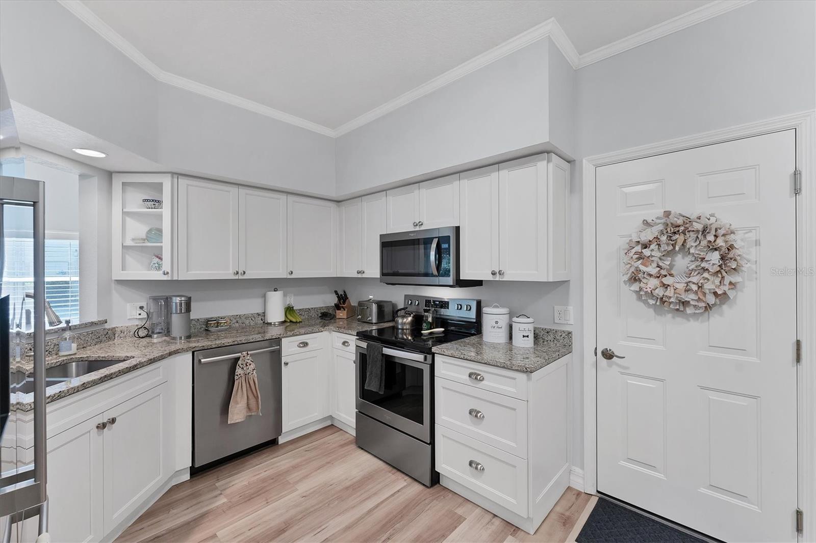Image 11 of 60 For 7160 Cedar Hollow Circle Na