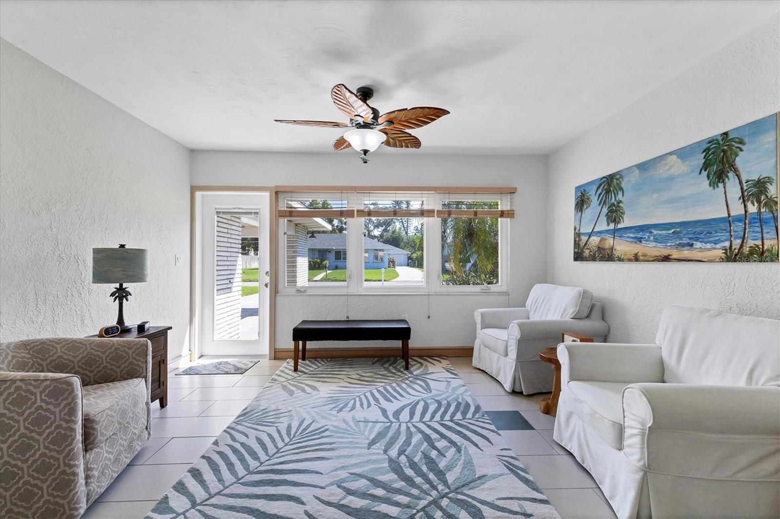 Image 11 of 57 For 1814 7th Street W