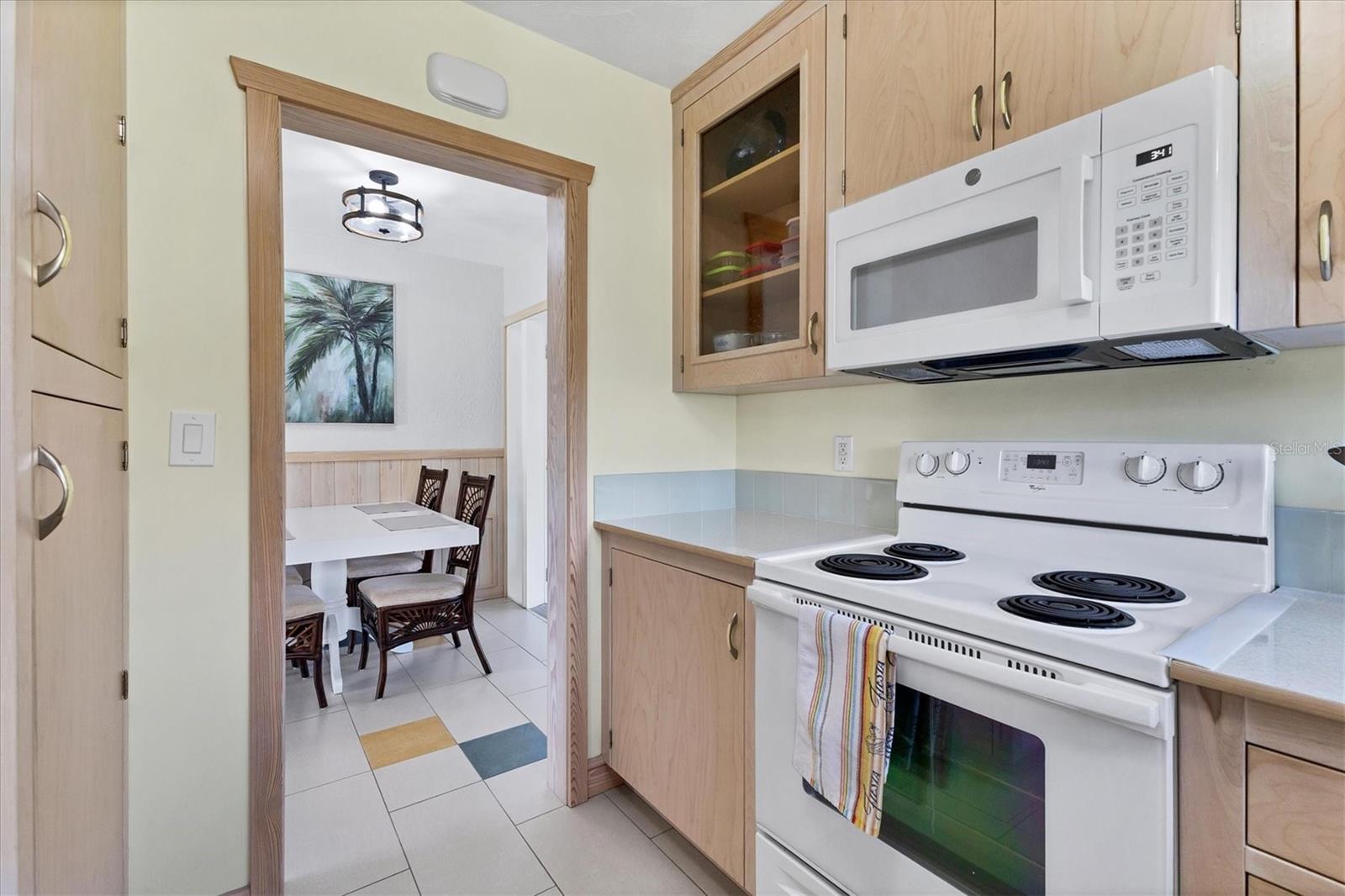 Image 17 of 57 For 1814 7th Street W