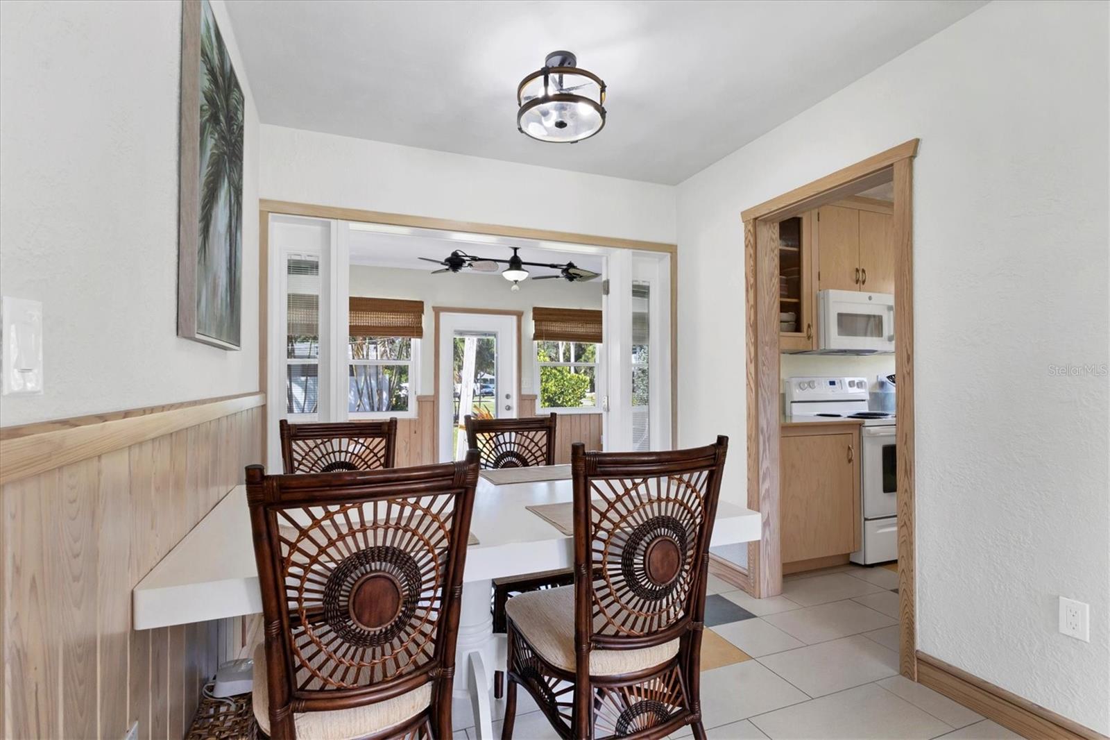Image 20 of 57 For 1814 7th Street W